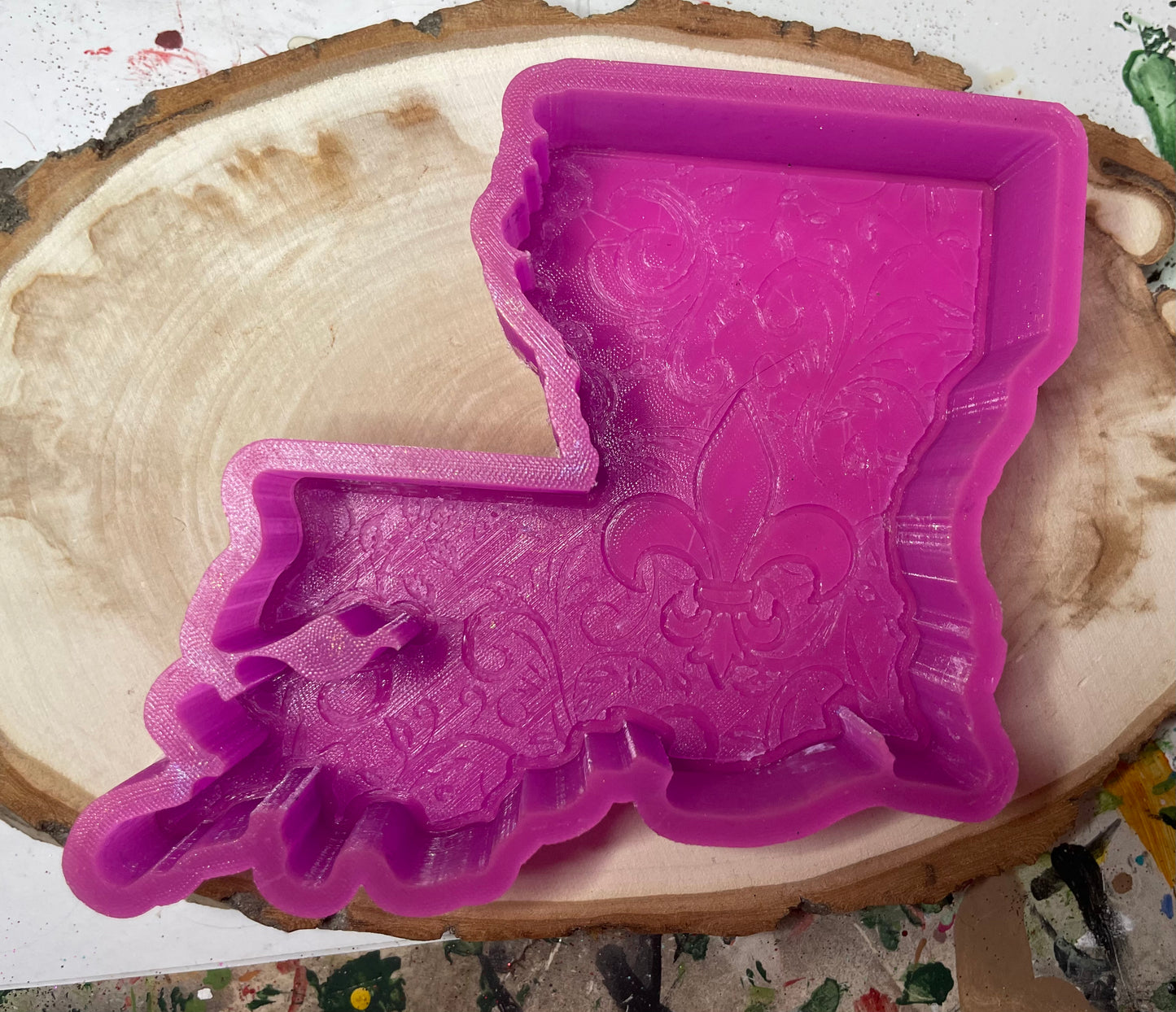 Louisiana with Leather Tooling and Fleur de Lis Mold for Freshies, Soap, Ice, Resin, etc.