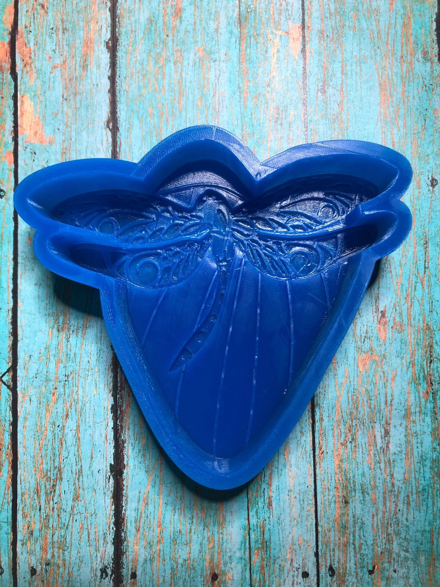 Dragonfly on a Leaf Silicone Mold for Freshies, Soap, Ice, Resin, etc.